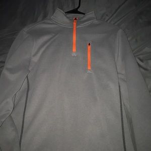 Under armour pullover